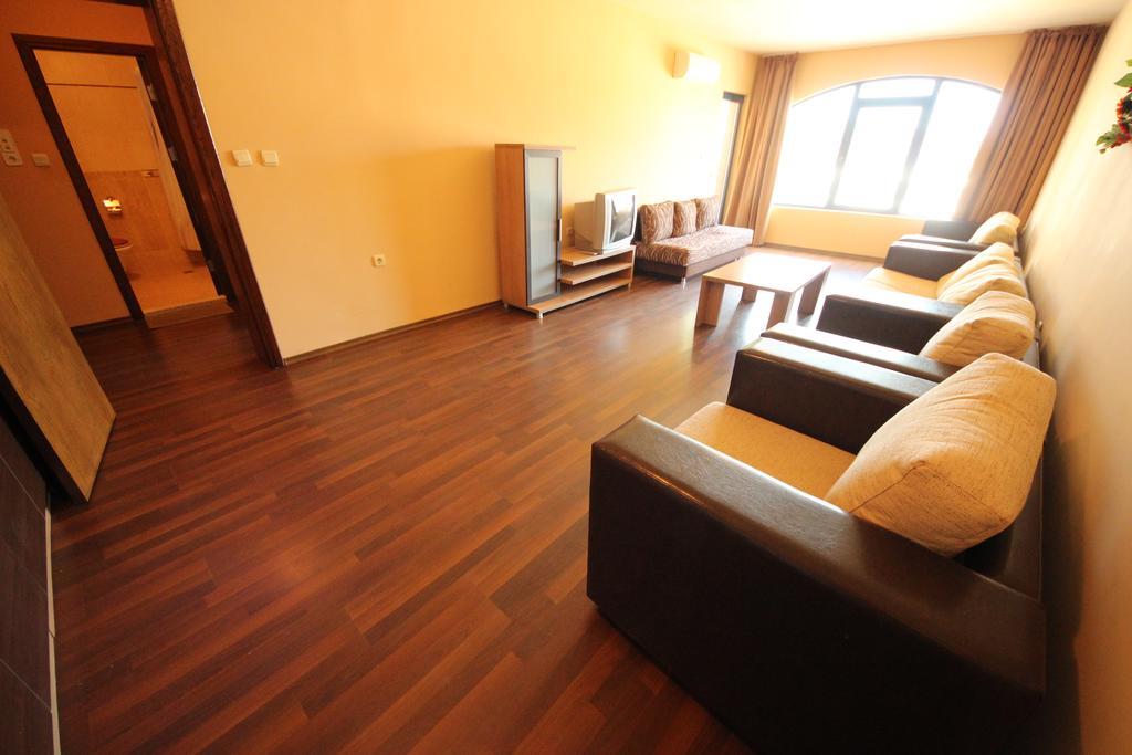 Menada Villa Bonita Apartments Sunny Beach Exterior photo