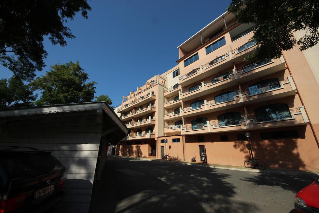 Menada Villa Bonita Apartments Sunny Beach Exterior photo