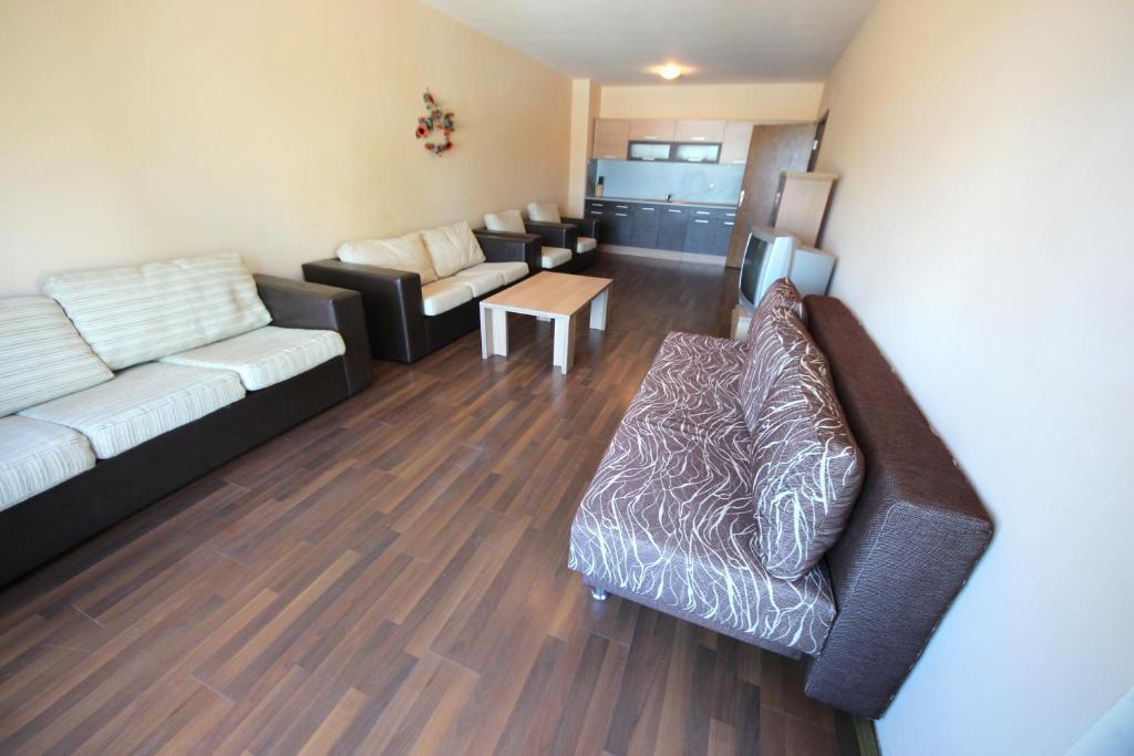 Menada Villa Bonita Apartments Sunny Beach Room photo