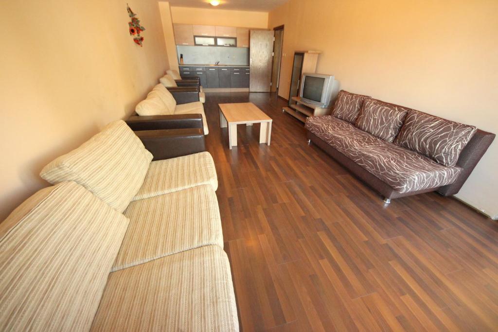 Menada Villa Bonita Apartments Sunny Beach Room photo