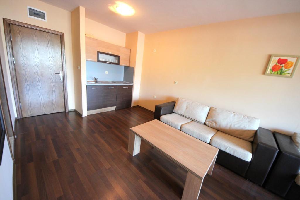 Menada Villa Bonita Apartments Sunny Beach Room photo