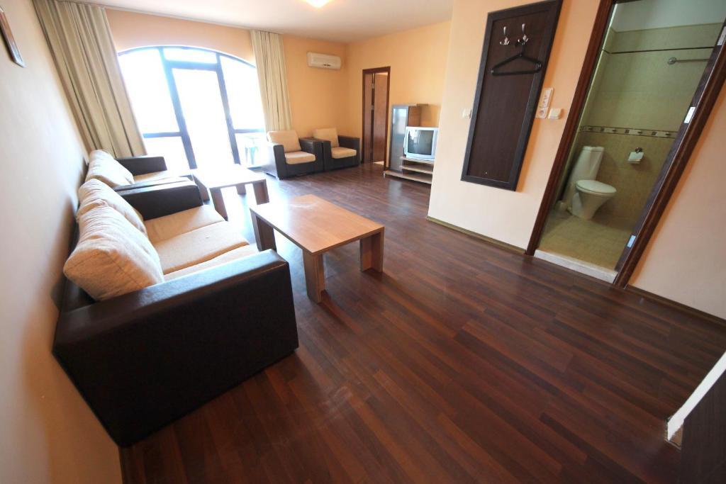 Menada Villa Bonita Apartments Sunny Beach Room photo