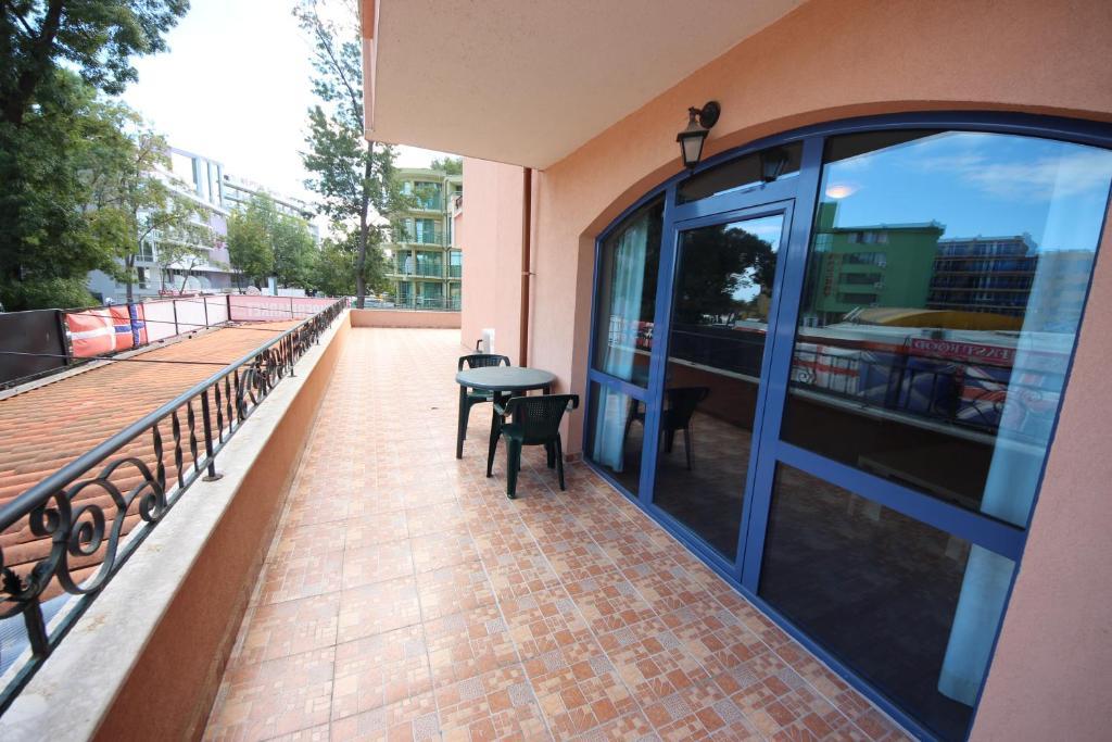 Menada Villa Bonita Apartments Sunny Beach Room photo