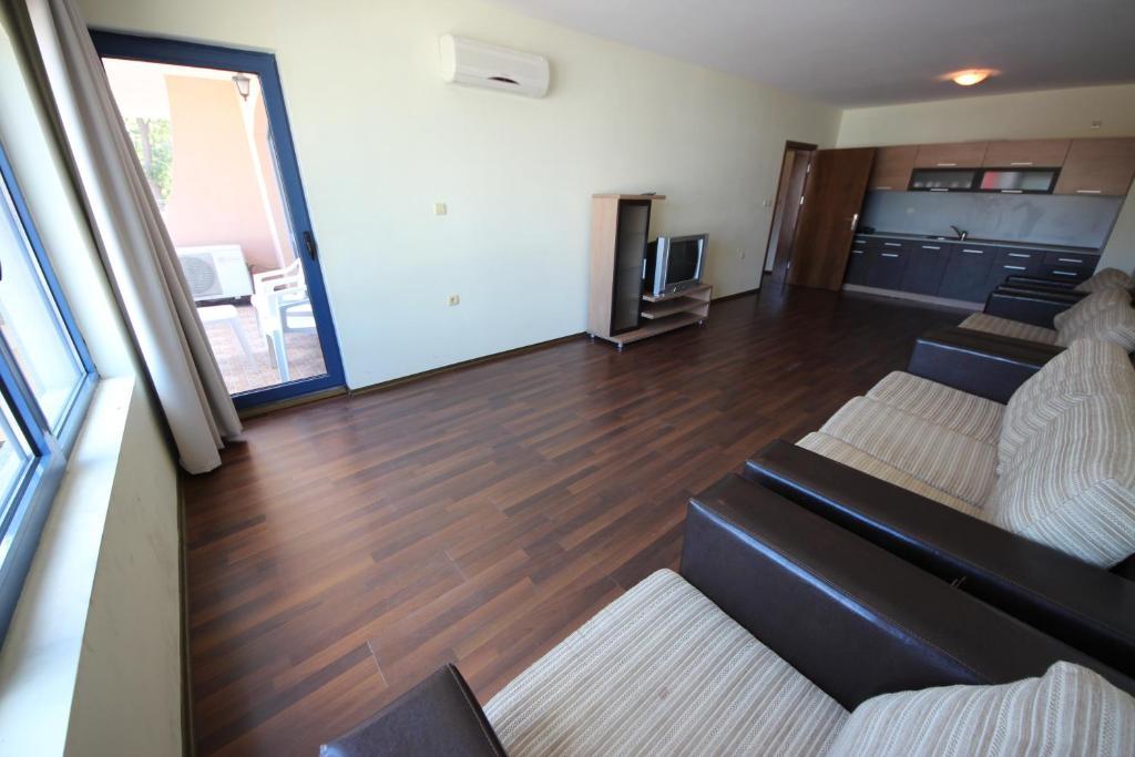Menada Villa Bonita Apartments Sunny Beach Room photo