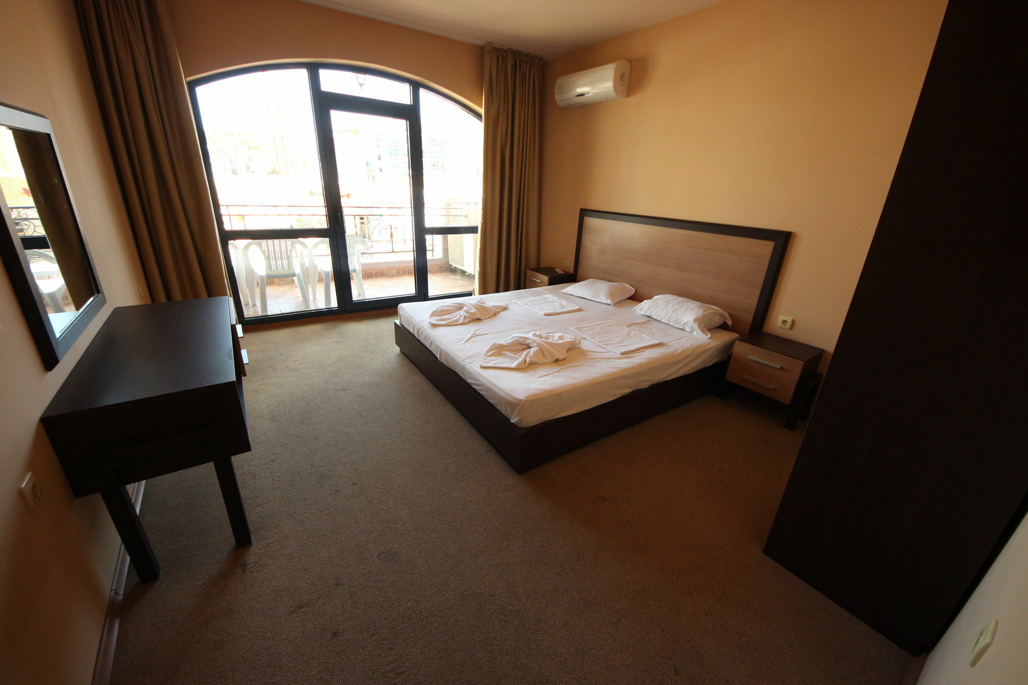Menada Villa Bonita Apartments Sunny Beach Exterior photo