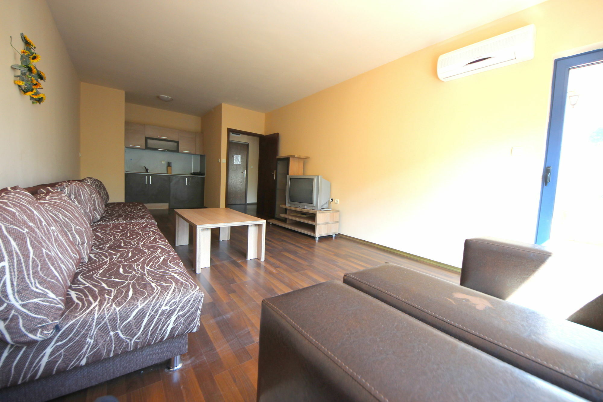 Menada Villa Bonita Apartments Sunny Beach Exterior photo